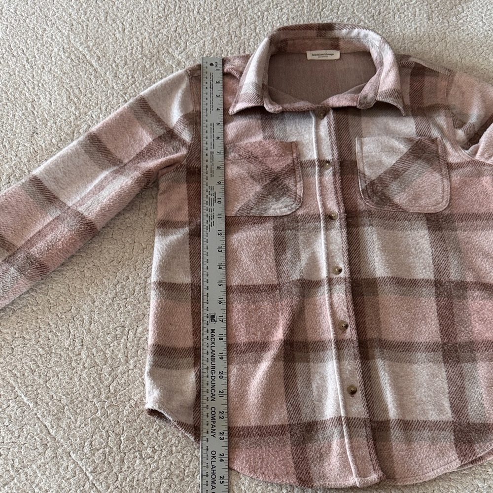 beachlunchlounge Plaid Button Down Shirt in Pink and Brown Small - Picture 6 of 7